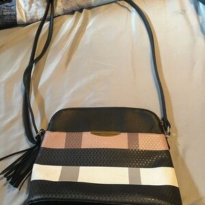Stylish Black and Tan Women's Bag